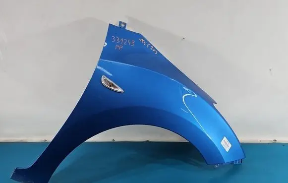 Hyundai i30 Fender IMPRK1545203