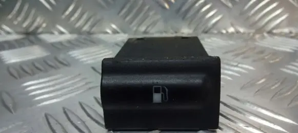 Skoda Octavia Mk1 (1U) Fuel tank opening switch 1U0959633C