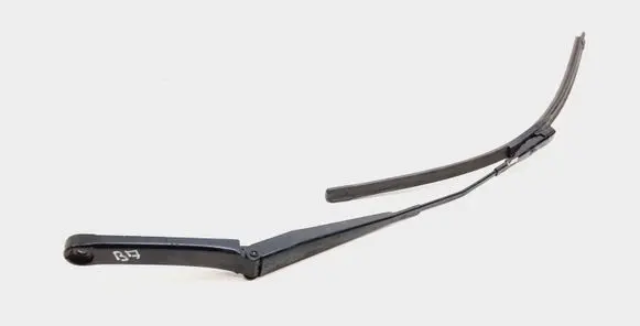 Volkswagen PASSAT B7 USA Windshield/front glass wiper blade 561955405