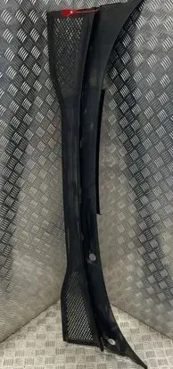 Audi Q4 e-tron Wiper trim