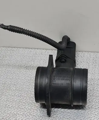 Volkswagen Golf V Mass air flow meter 0281002531 038906461B
