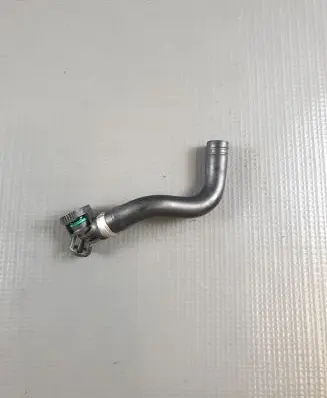 Audi A4 S4 B9 Engine coolant pipe/hose 8W0612071E