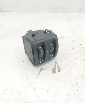 Renault Twingo II Headlight level height control switch 8200095495B 08802012 88020001