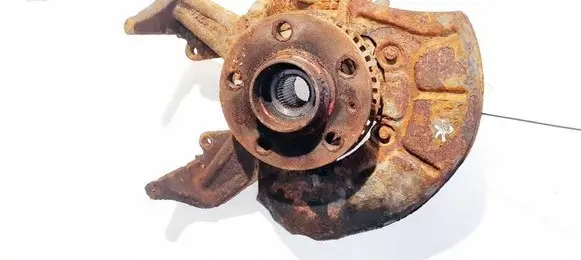 Skoda Octavia Mk1 (1U) Front wheel hub 