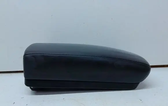 Nissan Qashqai Armrest P13200A770G1