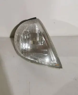 Nissan Almera Tino Front indicator light 97081494