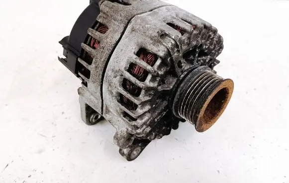 Audi Q7 4L Generator/alternator 06E903023B