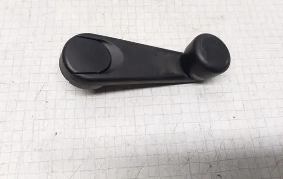 BMW 5 E39 Rear door window winding handle 513281740759