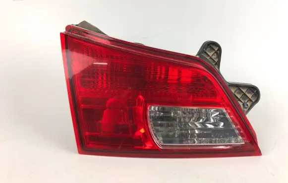 Subaru Outback Tailgate rear/tail lights