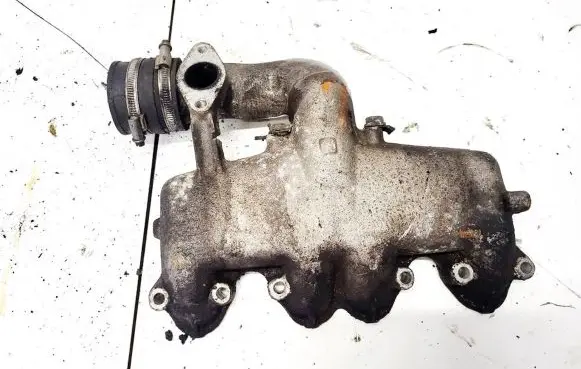 Volkswagen PASSAT B5 Intake manifold 028129713k