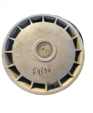 BMW 5 E34 R15 wheel hub/cap/trim 36131178778