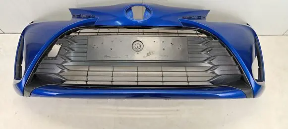 Toyota Yaris Front bumper 521190DA40 Z2519