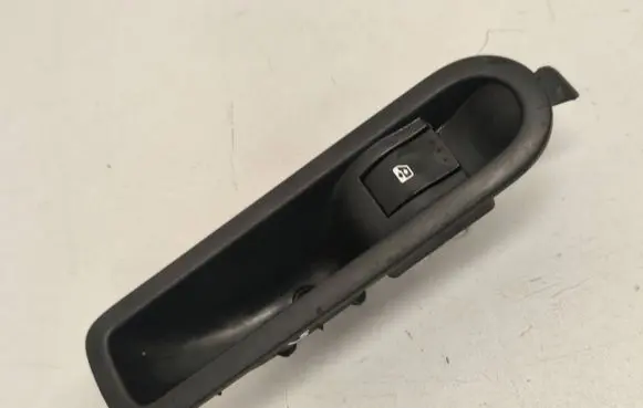 Renault Scenic II - Grand scenic II Electric window control switch 156013870 21980