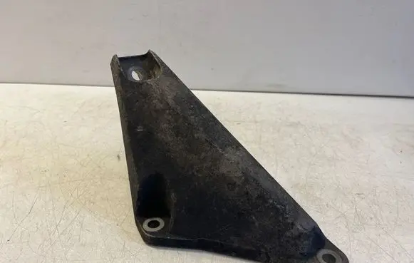 BMW X3 E83 Engine mounting bracket 3414581