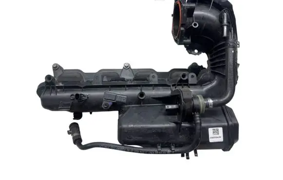 Mercedes-Benz C W205 Intake manifold A2740900037