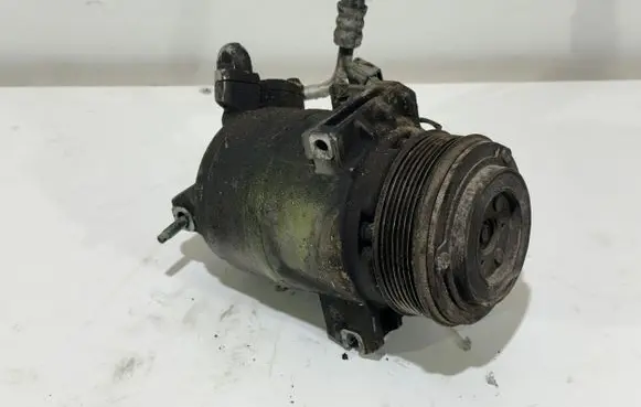 Renault Koleos I Air conditioning (A/C) compressor (pump)