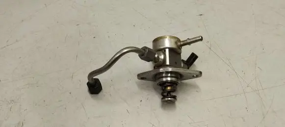 Opel Grandland X Fuel injection high pressure pump 9805614880
