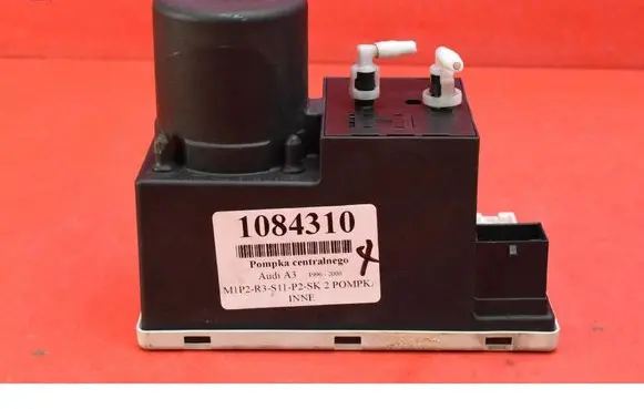 Audi A3 S3 8L Central locking vacuum pump 8L0862257K