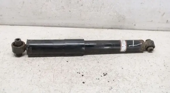 Nissan X-Trail T32 Rear shock absorber/damper 562104CB0E