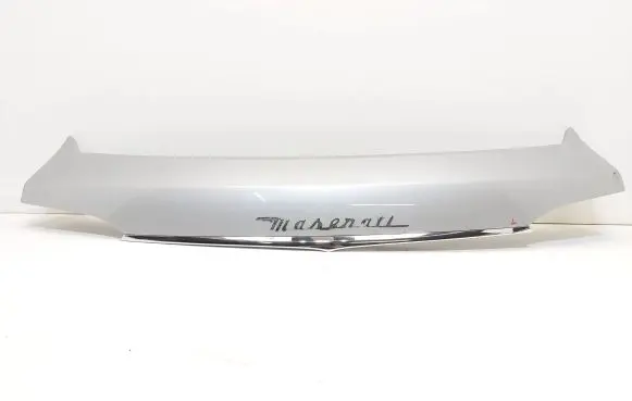 Maserati Levante Tailgate trim 670042733