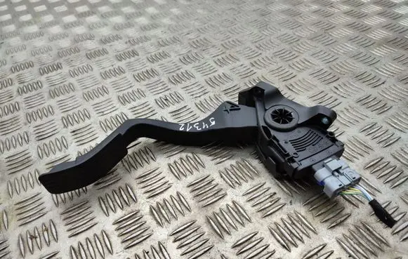 Peugeot 2008 I Accelerator throttle pedal 9671433780