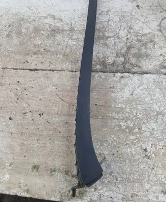 Windshield trim