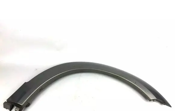Subaru Outback Front arch trim 