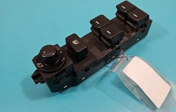 Mazda CX-5 Electric window control switch KE7866350 IMPRK1419772