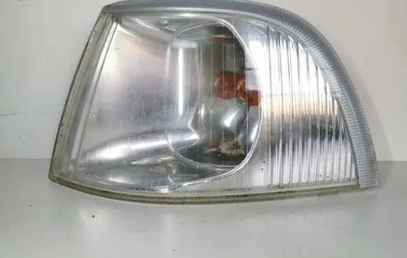 Volvo S40, V40 Front indicator light 30862523 30854653