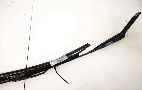 Opel Astra G Front wiper blade arm 90559600