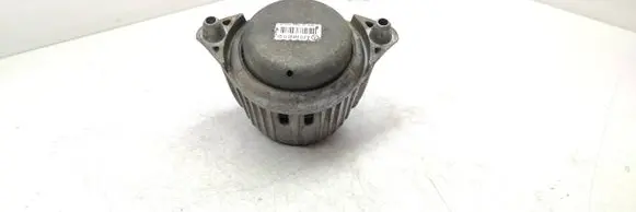 Mercedes-Benz E W212 Engine mount bracket A2122406317