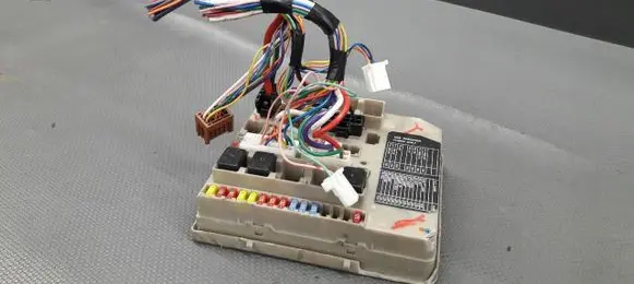 Nissan Cube Z10 Fuse box set 284B8AX000