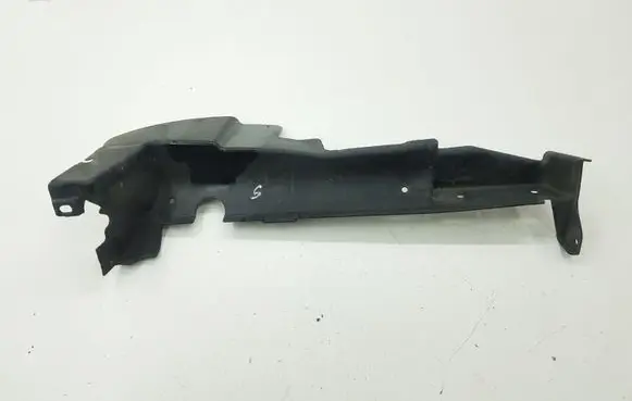 Chrysler 300 - 300C Intercooler air guide/duct channel 04806236AC