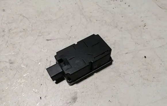 Nissan Pathfinder R52 Other control units/modules 285955AA0A