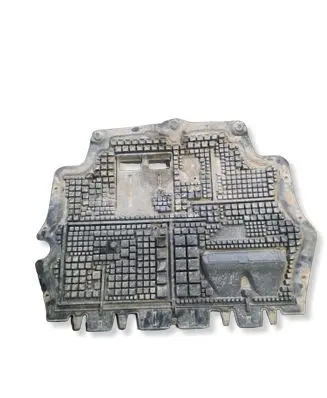 Volkswagen PASSAT B6 Engine splash shield/under tray 3C0825237