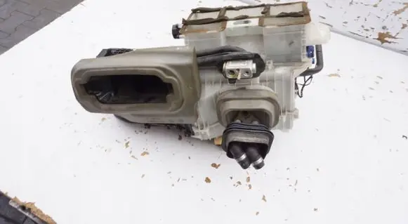 Opel Vectra C Interior heater climate box assembly 13164383