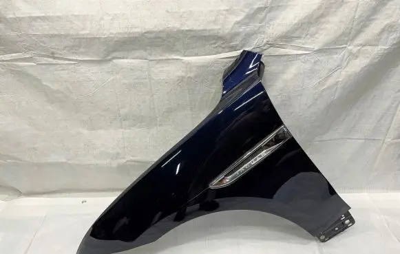 Jaguar F-Pace Fender