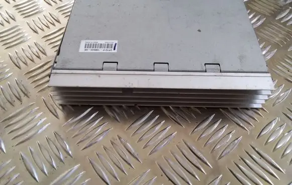 Chrysler Sebring (JS) Sound amplifier VP7C1F18B849AK