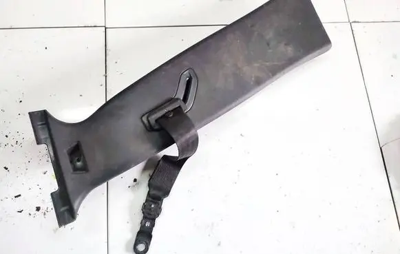 Volvo V50 Front seatbelt 9486875 09486875