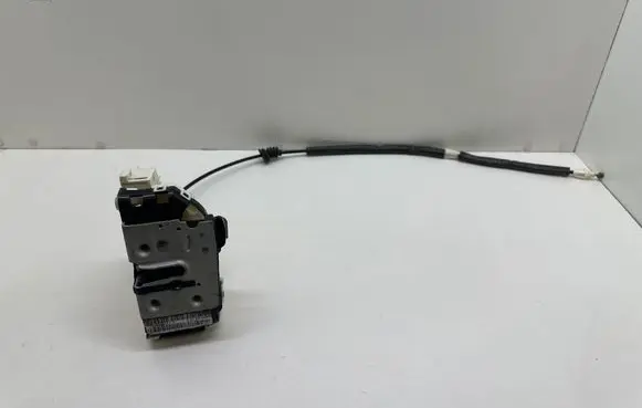 Dodge Durango III Rear door lock P04589923AC