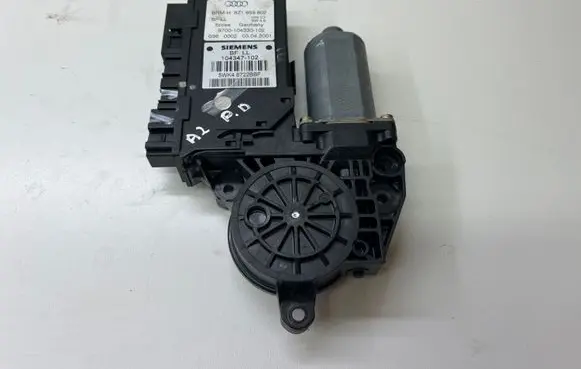 Audi A2 Front door window regulator motor 8Z1959802 5WK48722BBF 104347102