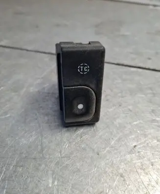 Traction control (ASR) switch