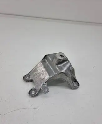 Porsche Macan (95B) Engine mounting bracket 95b199308c 95b199308