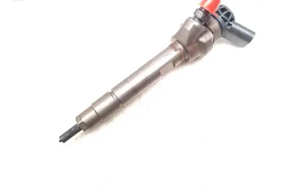 BMW X3 E83 Fuel injector 7810702 0445110382