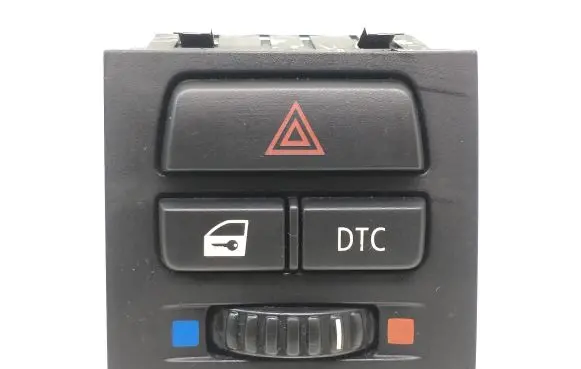 BMW 3 E90 E91 Hazard light switch 6945652 61.316.945.652