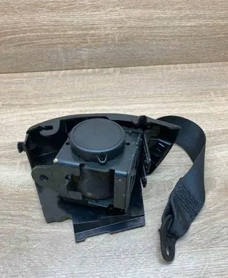 BMW 2 F22 F23 Rear seatbelt 619185100D