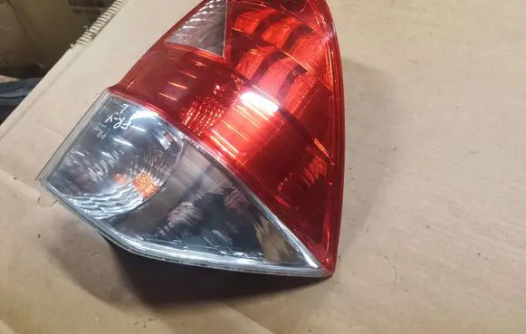 Honda FR-V Rear/tail lights