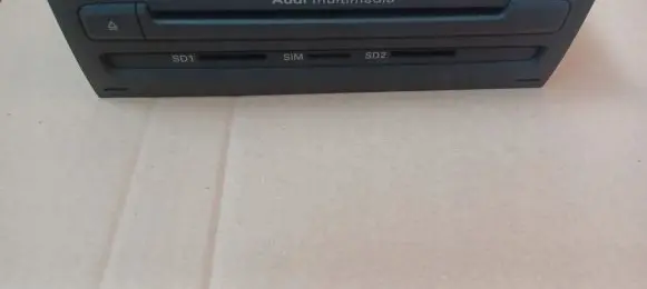 Audi A8 S8 D4 4H CD/DVD changer 4H0035654C