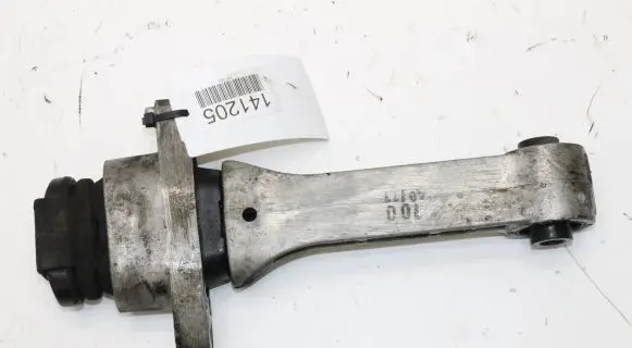 KIA Sportage Engine mount bracket