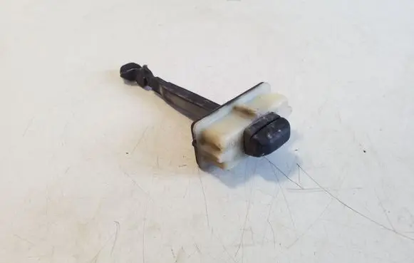 Maserati Ghibli Rear door check strap stopper 080355